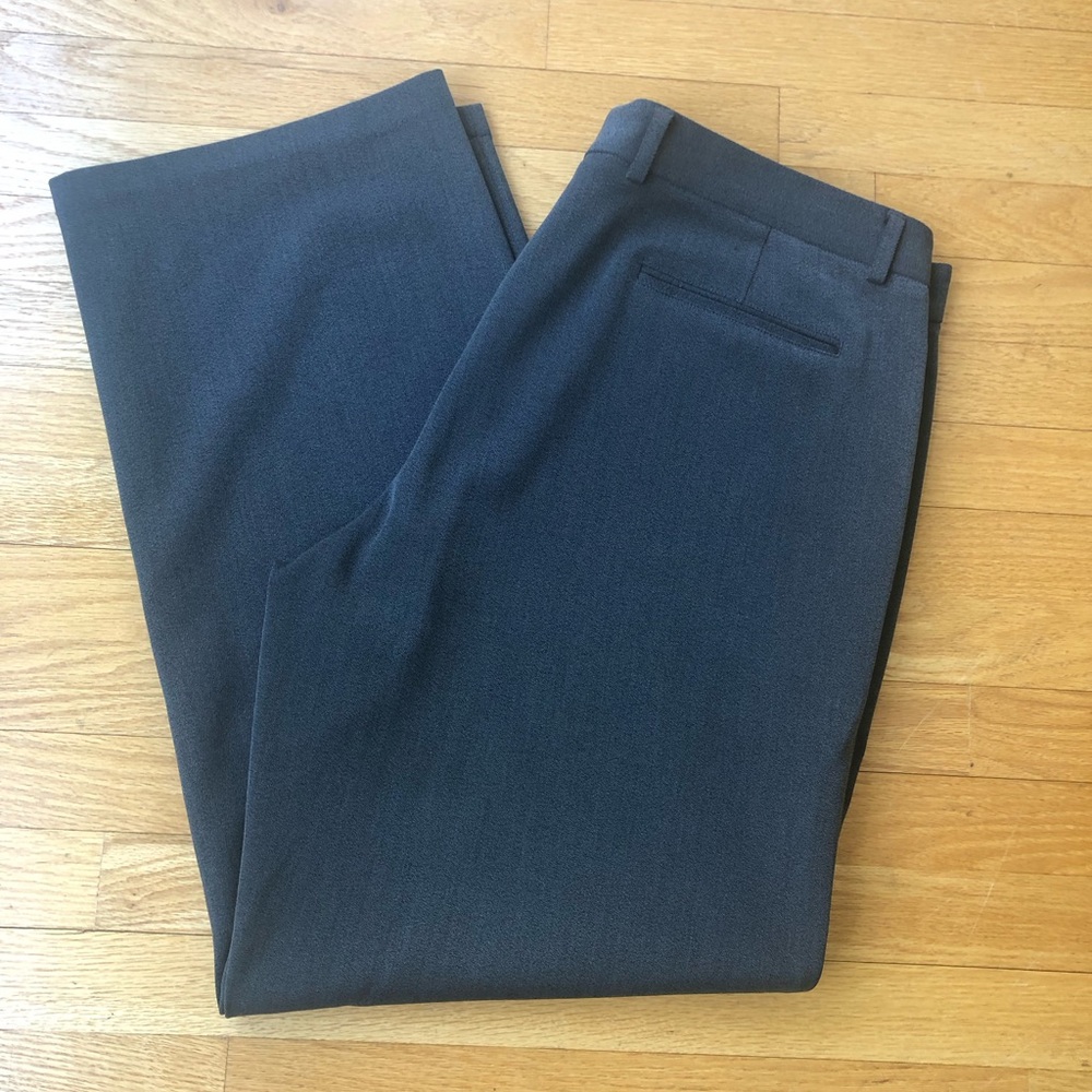 Armani Collezioni Classic Gray Trousers Flat Front Excellent Condition